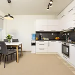 Spacious 2br Zadruga South Apartament